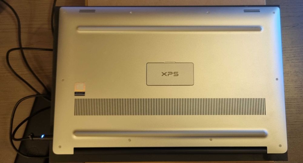 Laptop Dell Ultrabook XPS 15 7590, I7-9750H, 4K OLED, Touch, 1 TB SSD