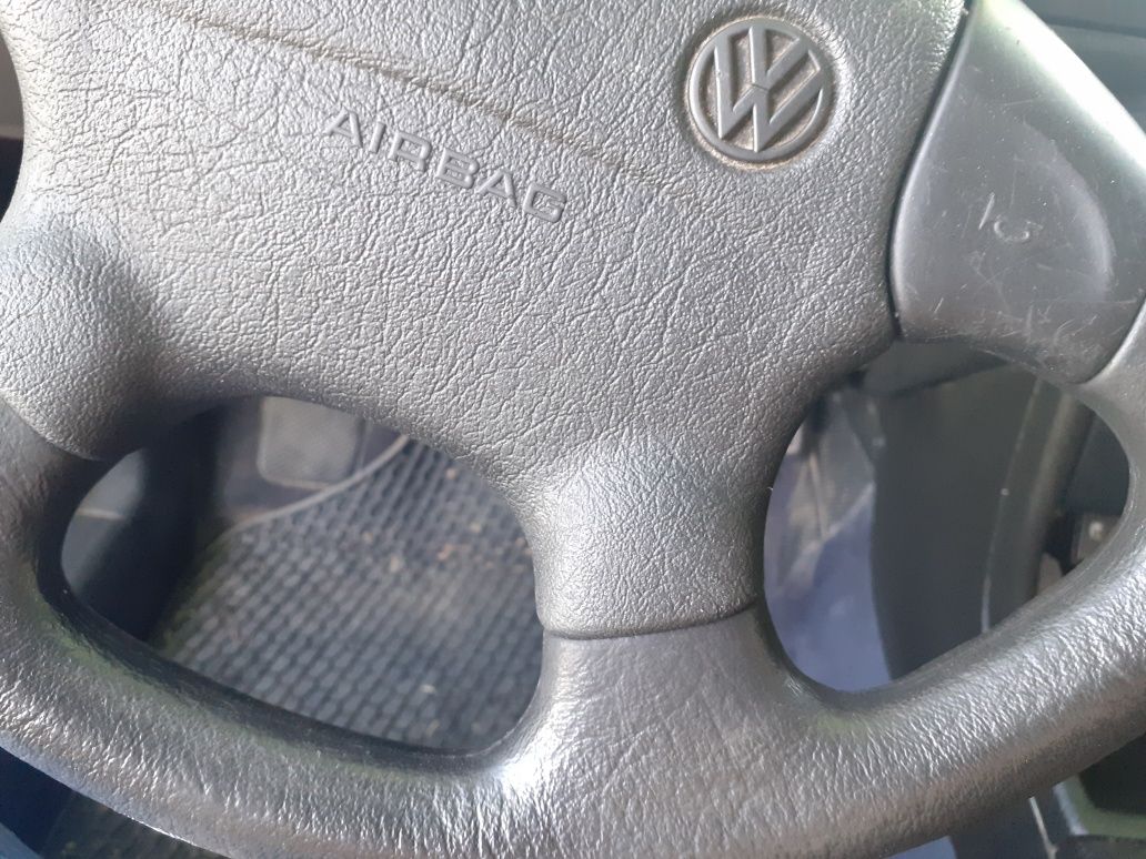 Volkzwagen  PASSAT