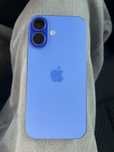 Vand iphone 16 albastru