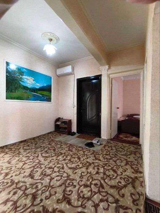 СРОЧНО...Сергели 5да 4 хона 7-этаж 9этажка 85квадрат   метрога якин