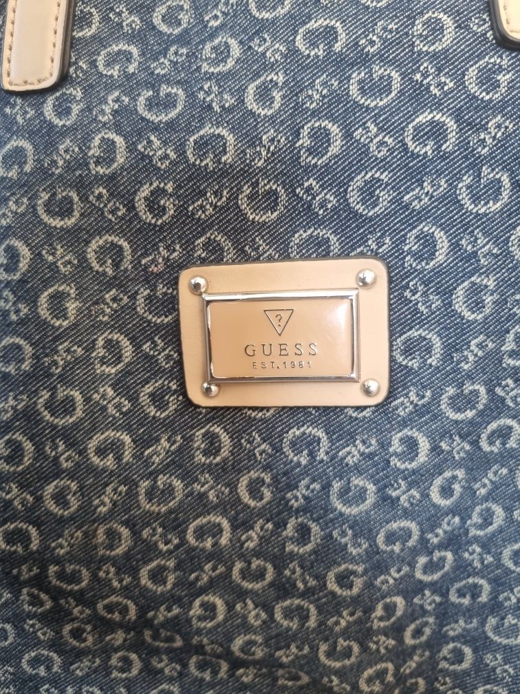 Дамска Чанта Guess