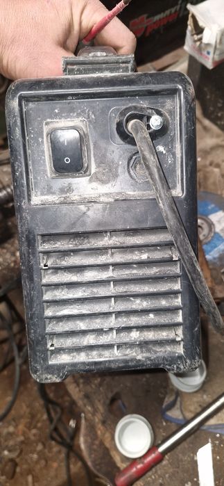 Invertor wurth 150 amperi