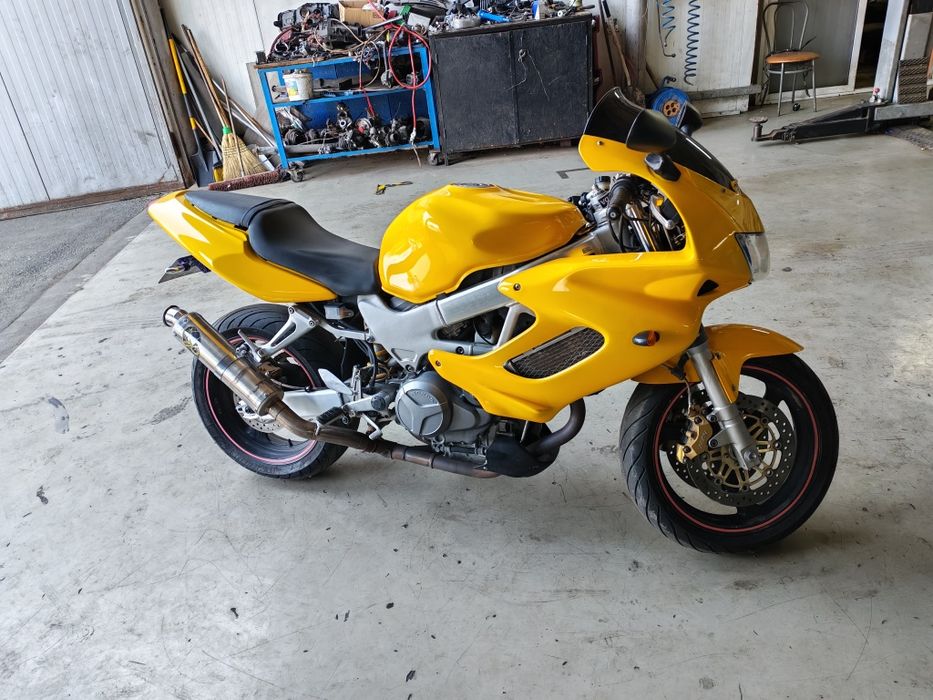 Honda vtr 1000 F