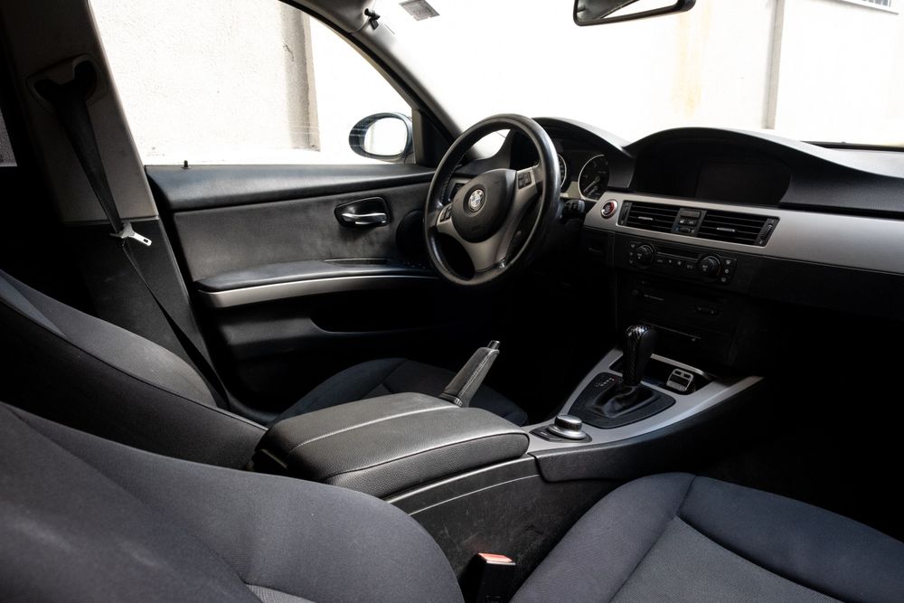 Bmw e90 nfl prefacelift