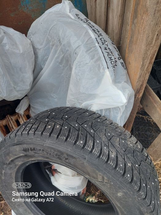 Продам почти новые 256/60/18