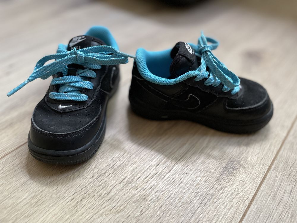 Детски обувки / маратонки Nike, номер 22