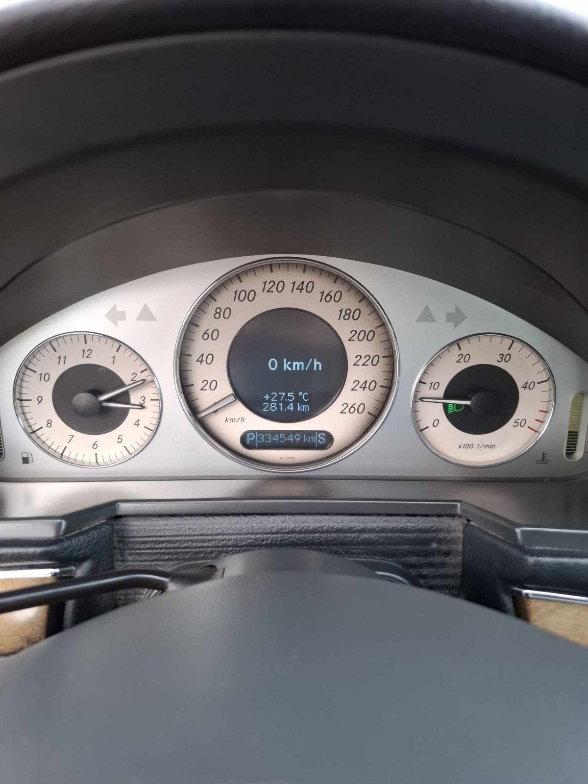 мерцедес w211  е320