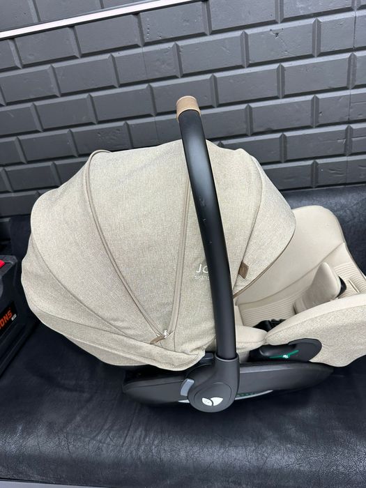 Vând scoică Joie plus baza rotativă