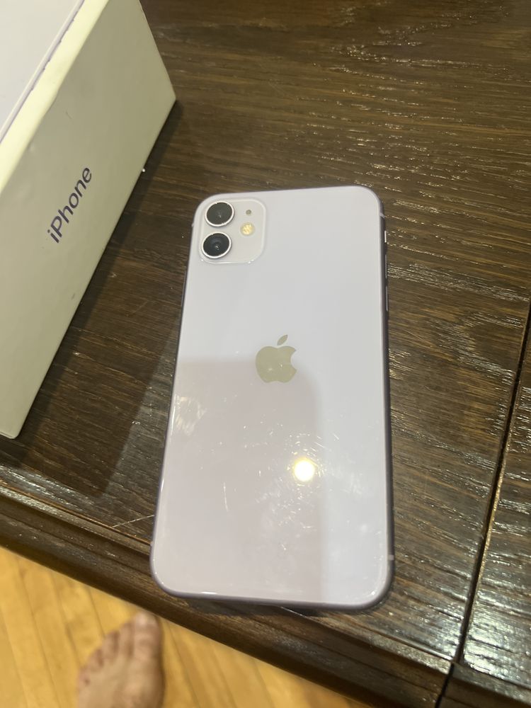 Iphone  11 лилав