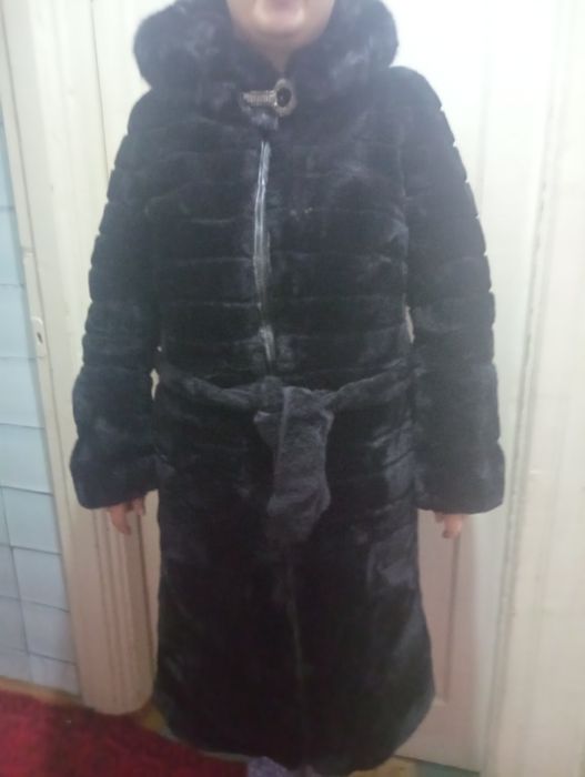 Шуба бесплатно  отдам