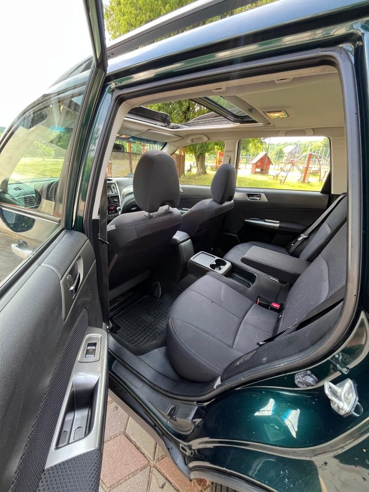 Vând / schimb subaru forester 2013 in acte E5 4*4 cutie manuala 6+1