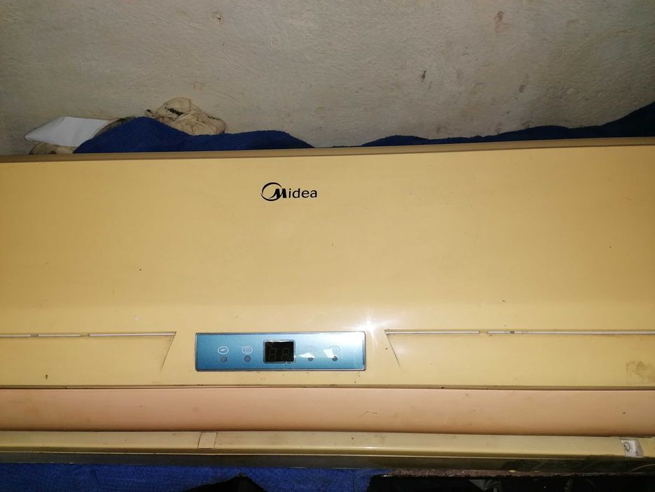 Продава климатик 18-ца