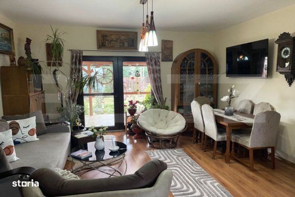 Casa de vanzare, cu 4 camere, 140 mp, zona Strada Dara