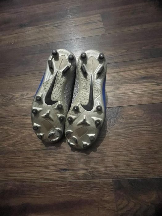 Ghete de fotbal Nike phantom elite mărimea 35 stare foarte bună