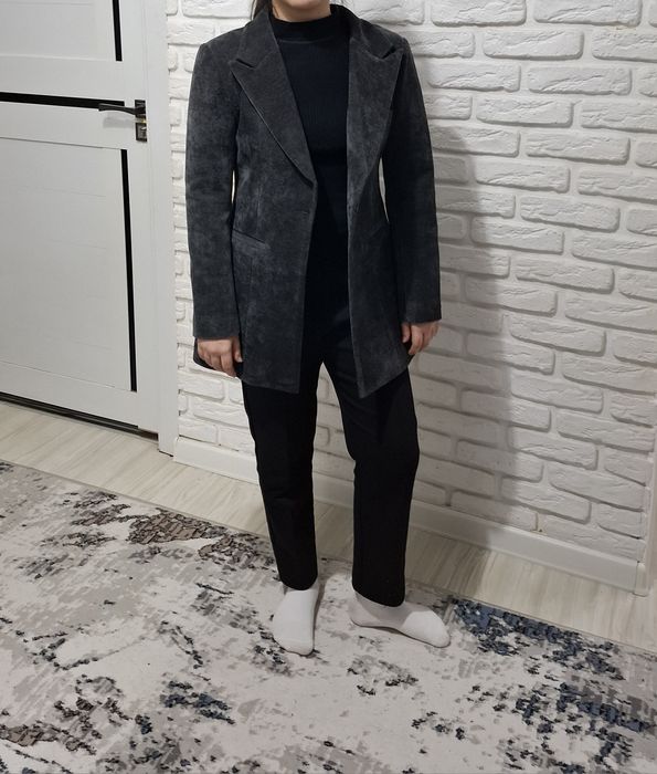 Женский пиджак серый