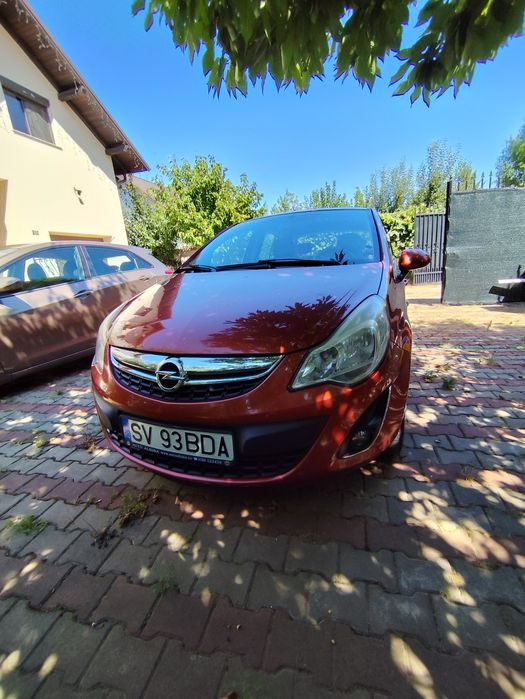Vând Opel Corsa D