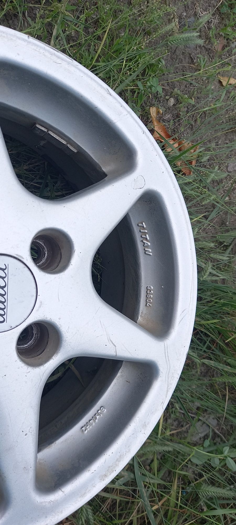 Продам диск легкосплавный  колёсный r 13  4x100