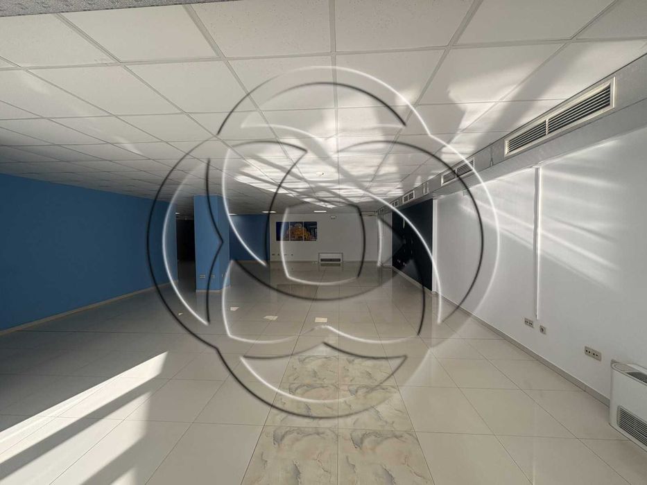 Дава се под наем Офис в София, Младост 3 - 353 кв.м за 2300 € - Снимка #2