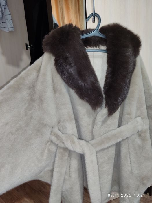 Продаю Эко шубу в отличном состоянии