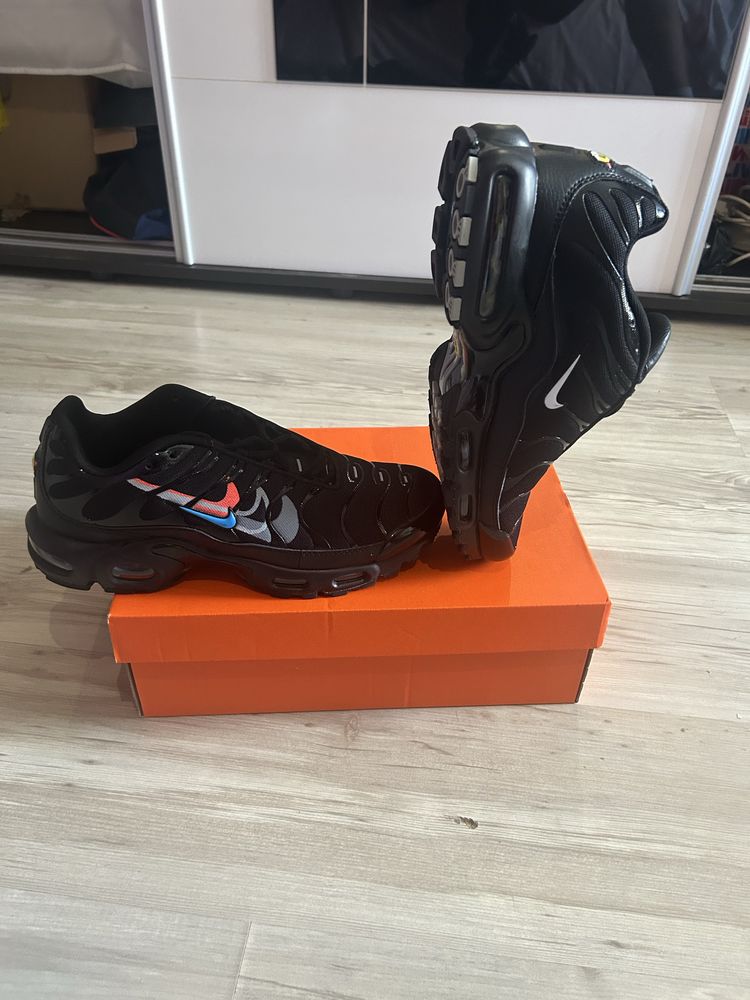 Nike multiswoosh tn air max