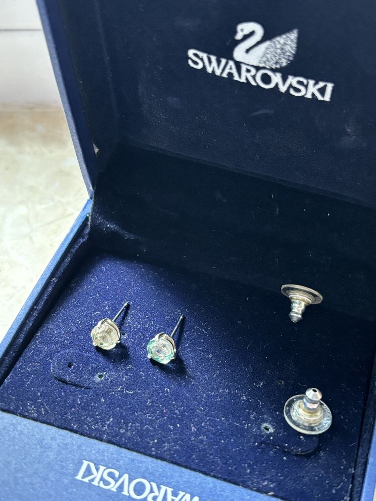 Swarovski бижута