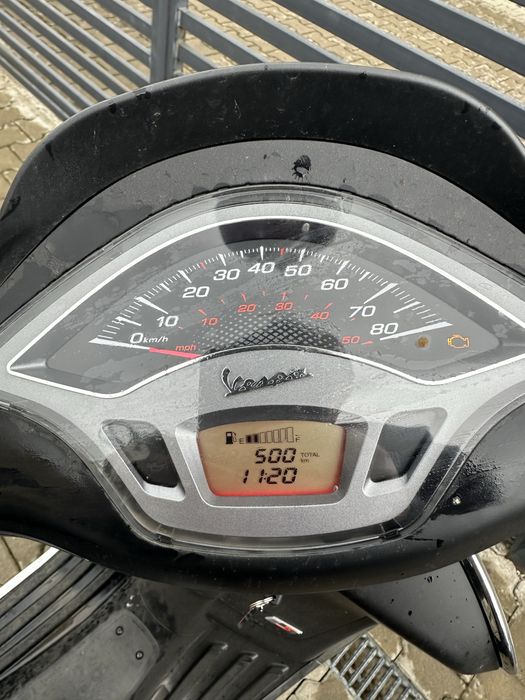 Vespa Sprint S, 500 km, primul proprietar