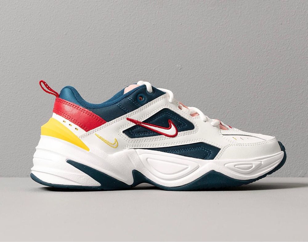 Дамски маратонкиNike M2K Tekno