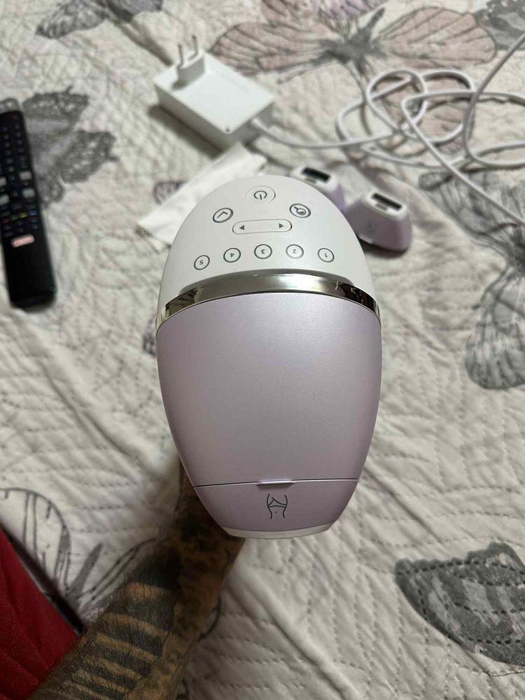 Фотоепилатор Philips! В гаранция!