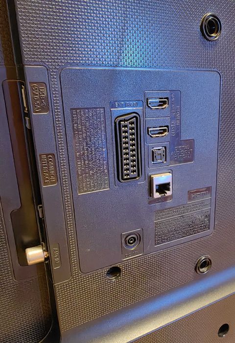 LED телевизор Samsung 32"