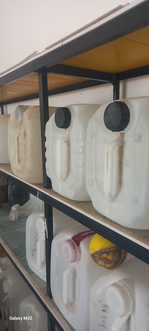 20 L kanistlar bor