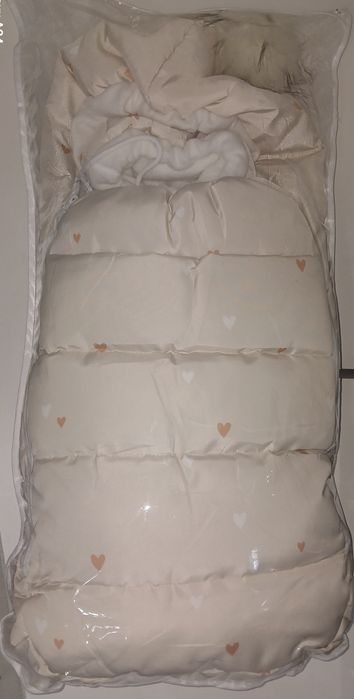 Продам комбинезон для новорождённого