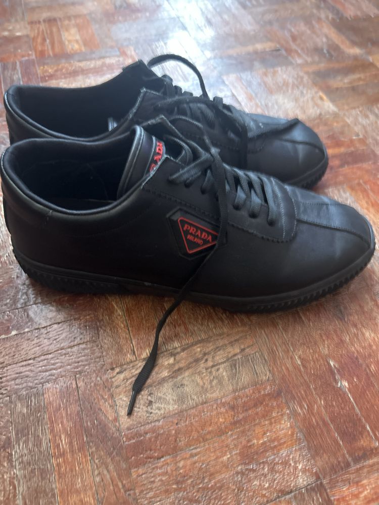 pantofi prada din piele
