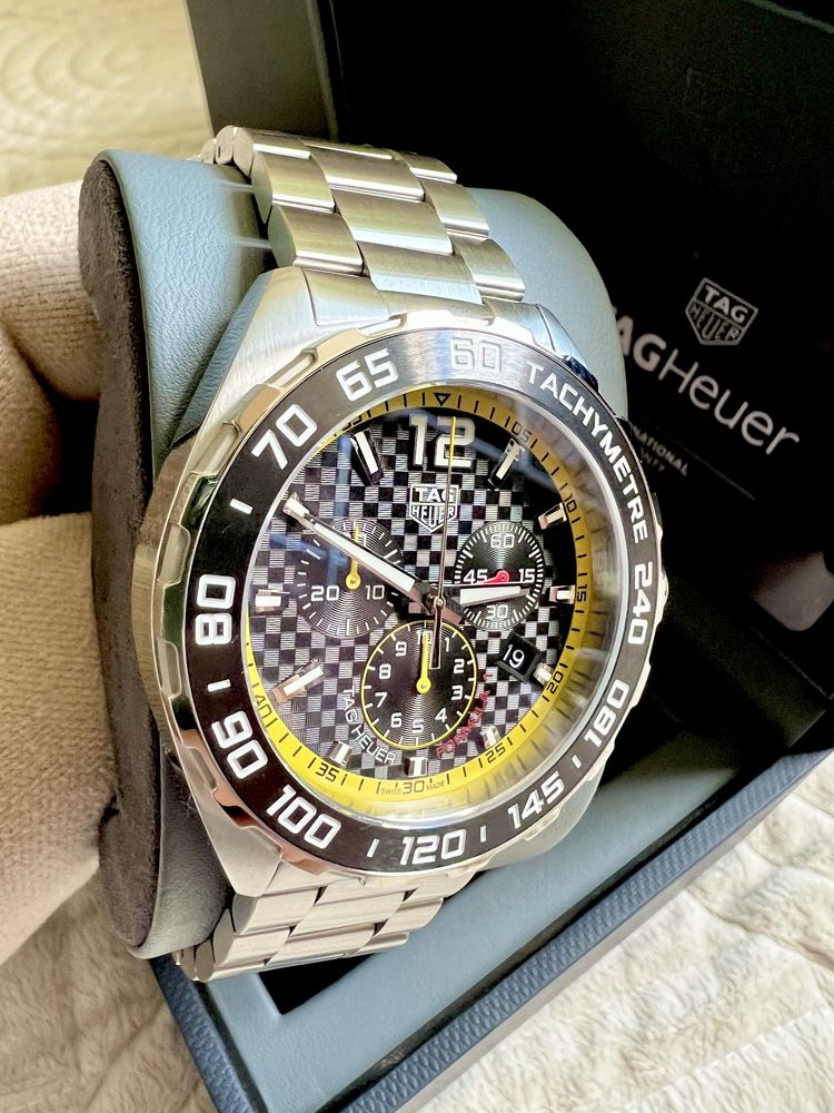 Tag Hauer Chronograph Formula 1 CAZ101AC.BA0842