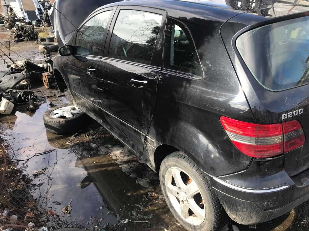 Piese din dezmembrari  Mercedes B Class  /  B 160 B 170 B 180 B 200
