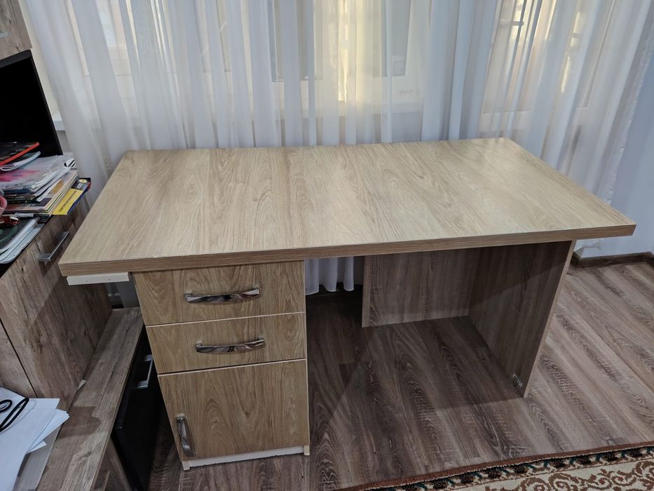 Birou 70x140cm cu sertare