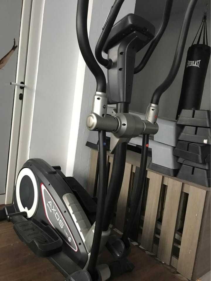 Ocazie unică! Vând stoc echipamente sală/studio fitness/recuperare med