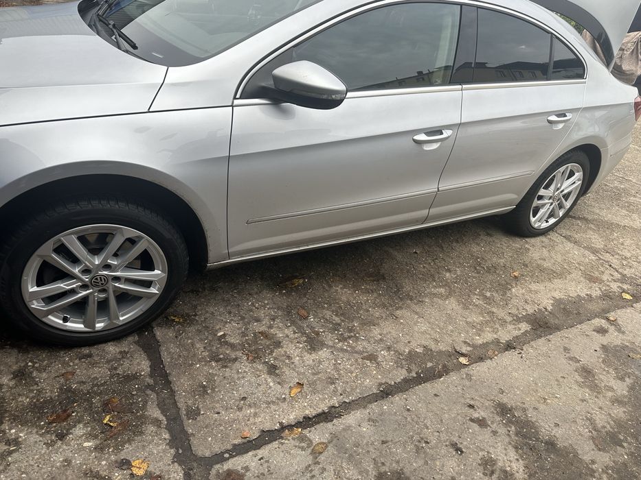 Jante aliaj R17 originale VW Golf Passat CC 205/50/17 Pirelli iarna