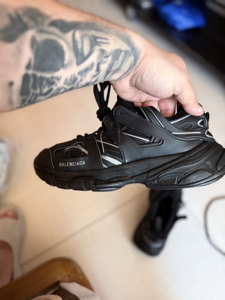 Balenciaga Track