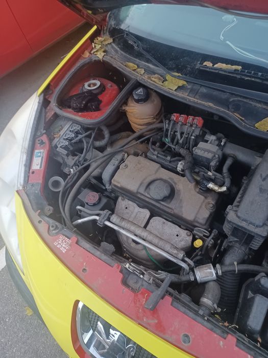 Peugeot 206+ a făcut 8 luni  taxi dar prețul e imbatabil