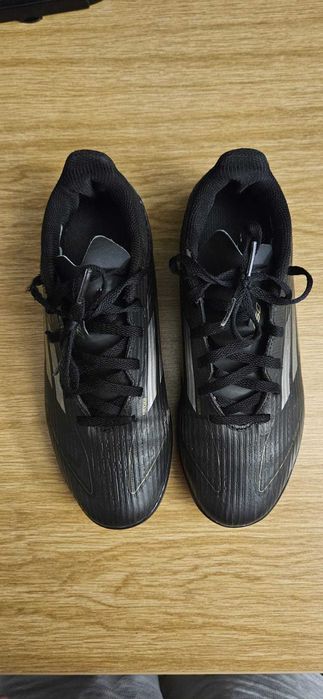 Ghete de fotbal Adidas F50, marime 38