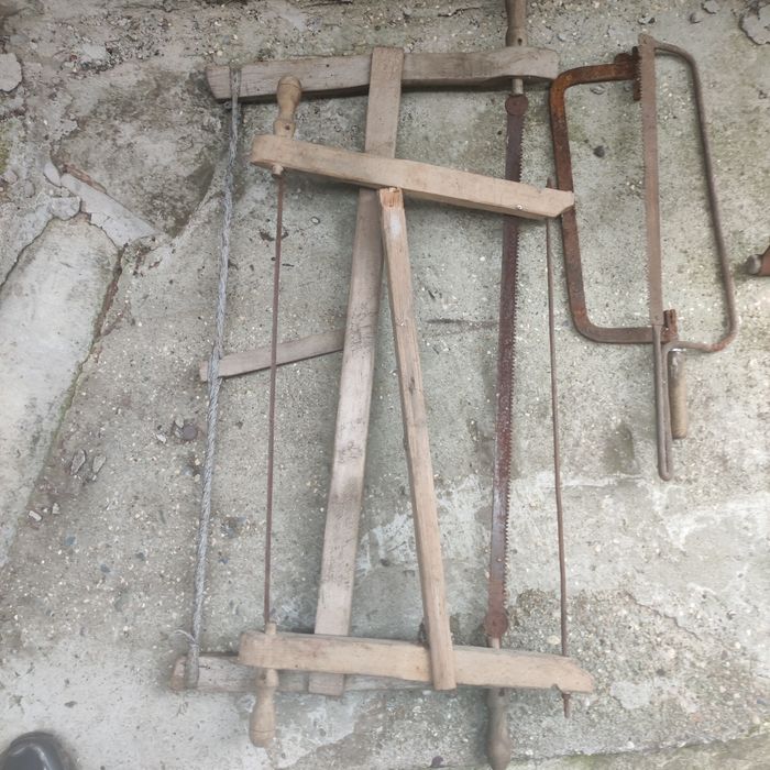 Vând diferite  fierastraie