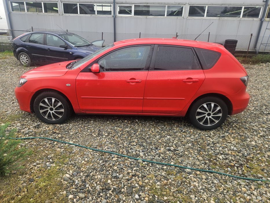 Usa stanga spate Mazda 3 an 2007 1.6 d