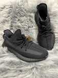 Yeezy 350 v2 Onyx