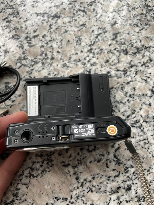 Aparat foto digital CASIO Exilim EX-Z33 Black Digital Point & Shoot