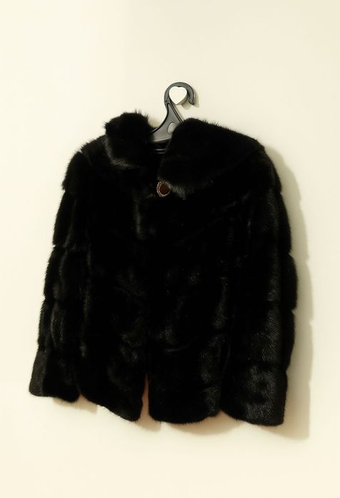 Шуба норковая для миниатюрной девушки