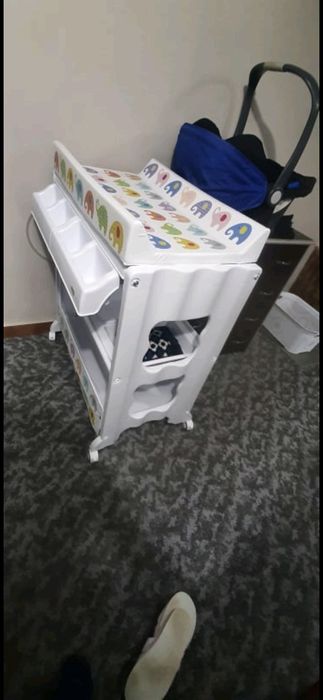 Masuta de infasta cu cadita