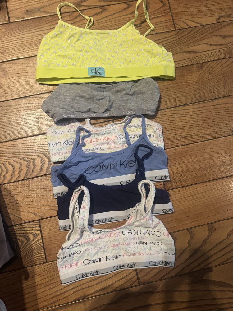 Спортно бюстие Zara, оригинални детски бюстиета