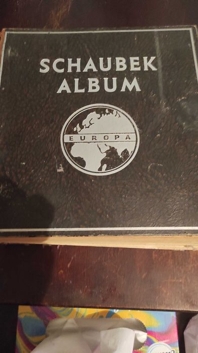 Vând albume originale Schaubek Europa și Ubersee. Stare perfectă.