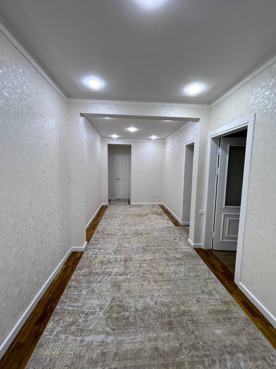 Кунлик квартира посуточно ориентир Айбек метро только гостям