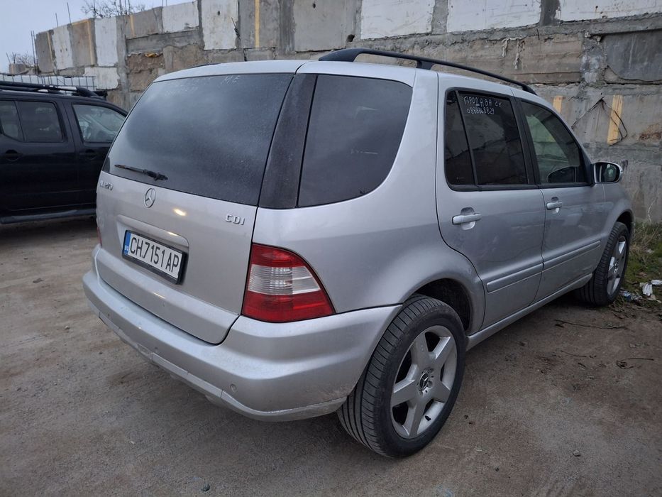 Продавам Mercedes ML270